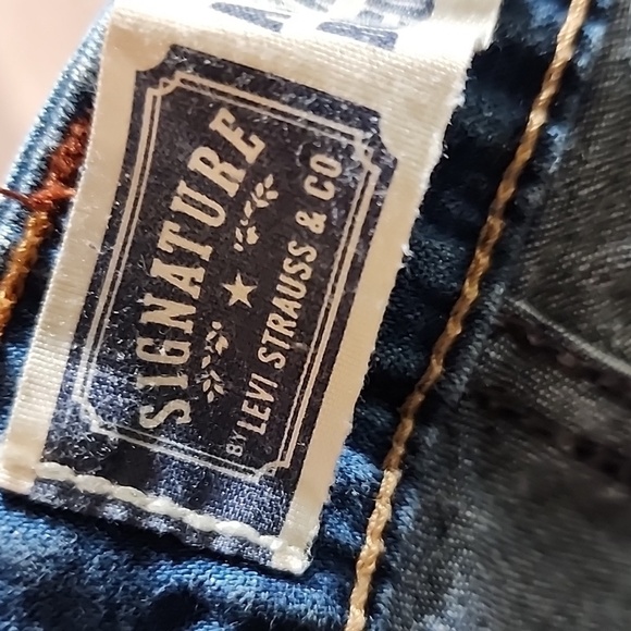 🤎signature by levis Strauss jeans size 6 - Picture 9 of 12